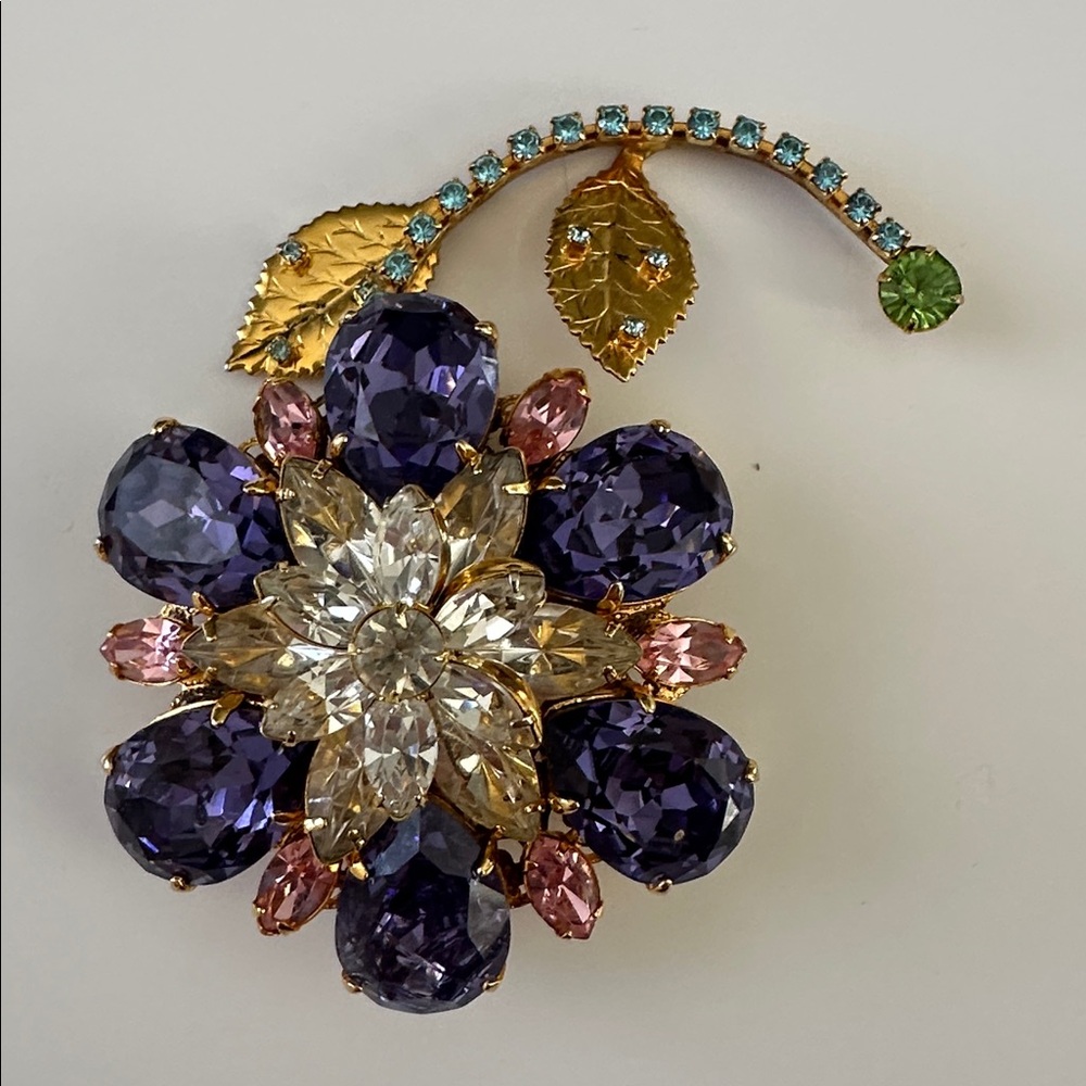Erickson Beamon VINTAGE Rhinestone Flower Brooch - Picture 3 of 8